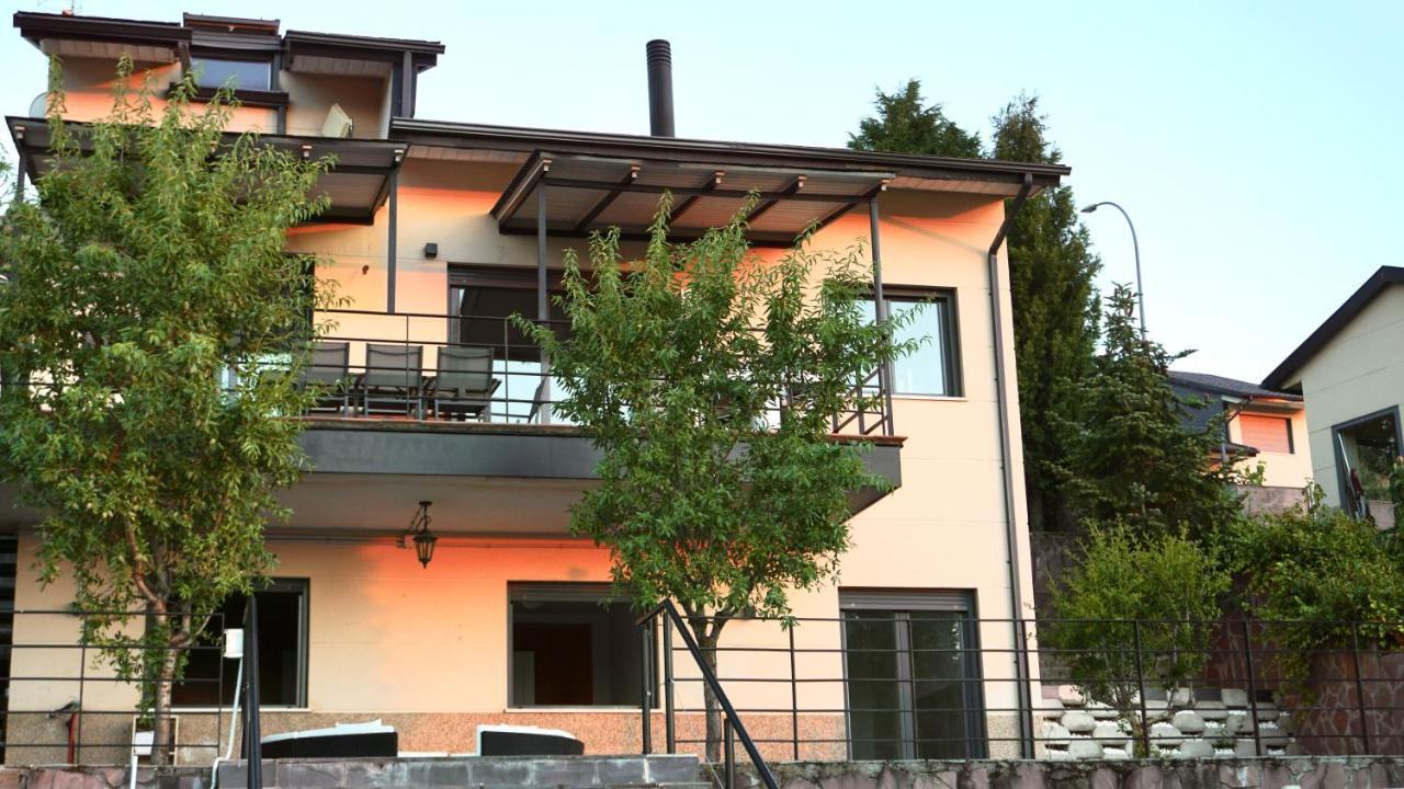 Villa Los Angeles El Espinar Exterior foto